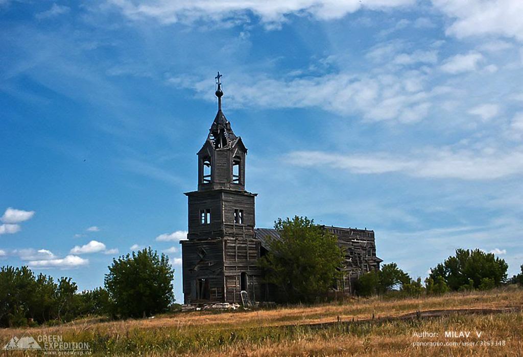 Заброшенная церковь Михаила Архангела