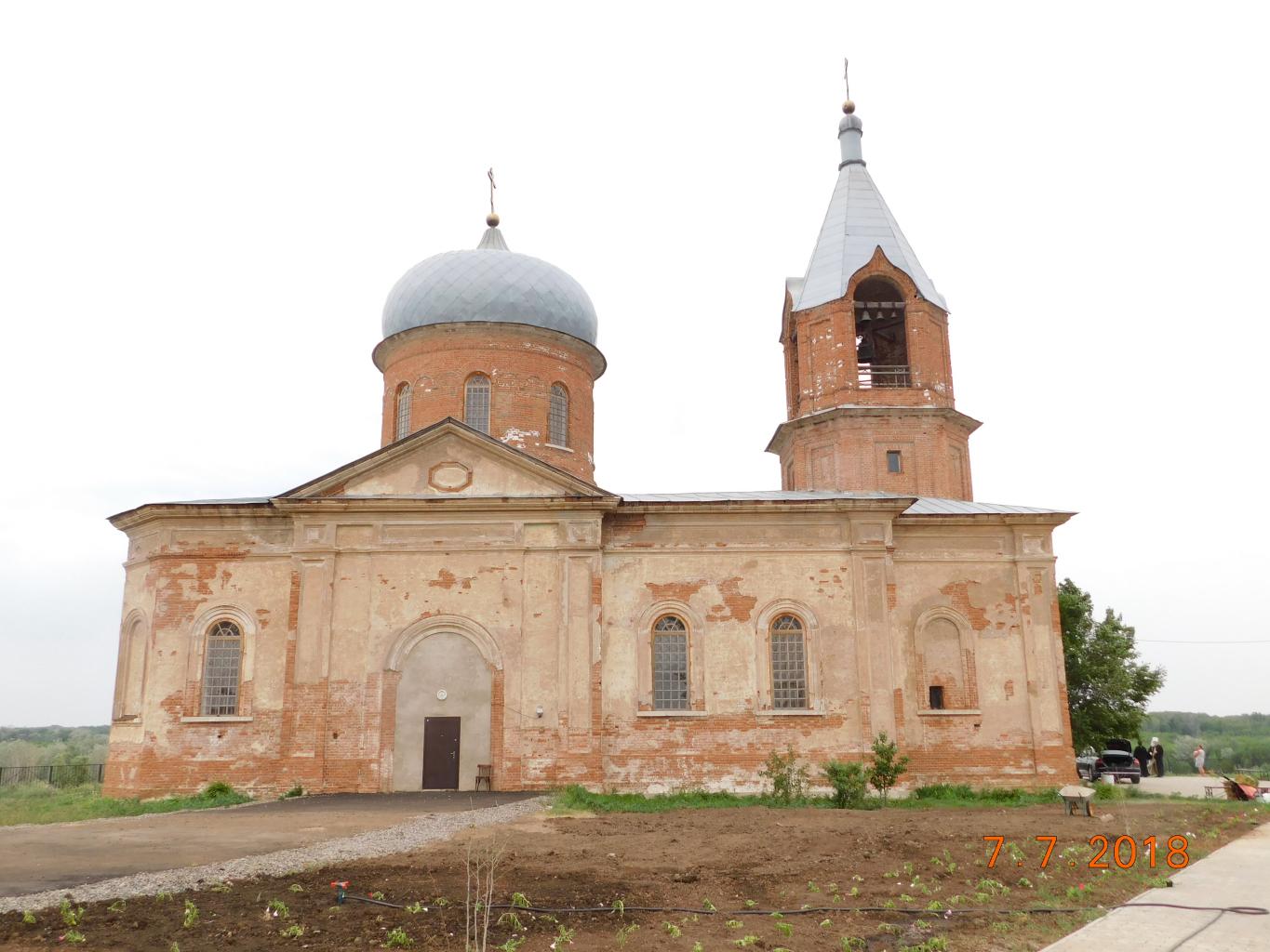 Церковь в с. Черноречье Оренбургойго района